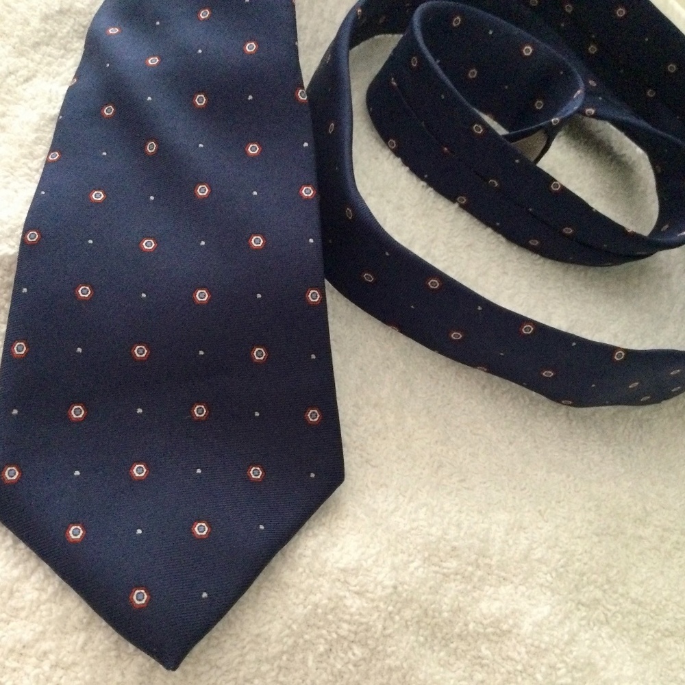 Navy blue Dior fine silk tie
